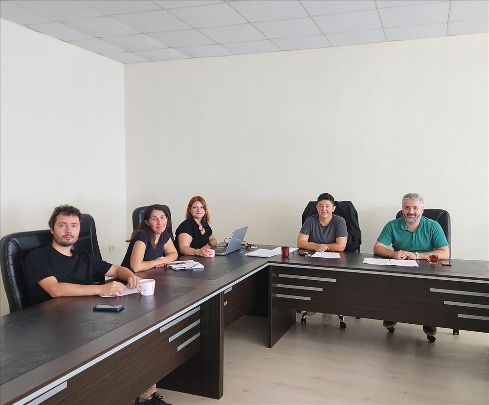 Armutlu Meslek Yüksekokulu  Eğitim Öğretim Faaliyetlerine Yönelik Teşvik ve Ödüllendirme Komisyonu Değerlendirmeyi Tamamladı